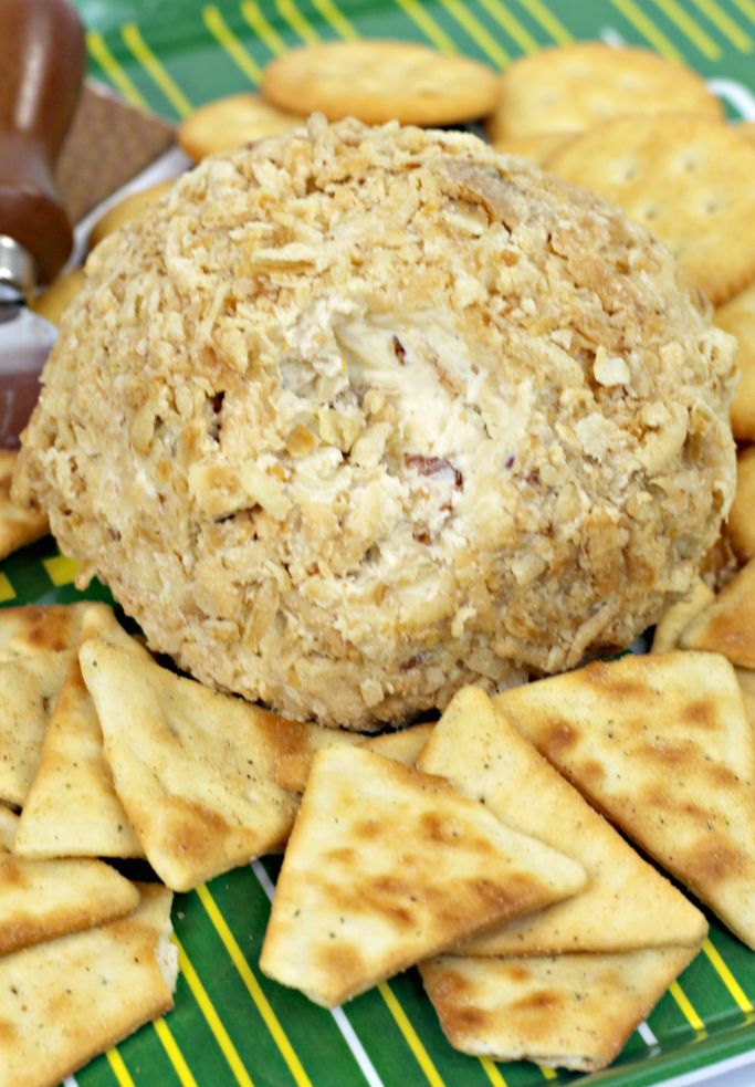 French onion cheese ball with crackers